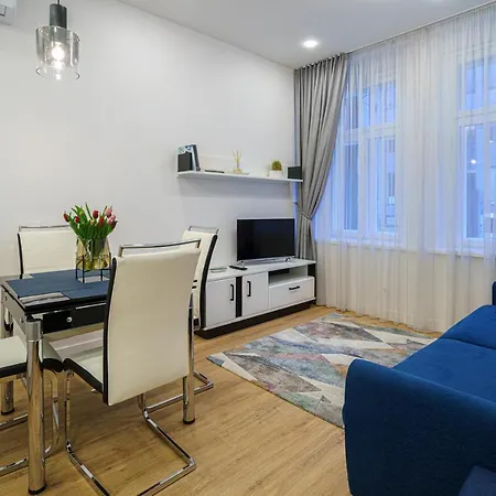 Moder Chic In Center-prime Lejlighed Kaunas