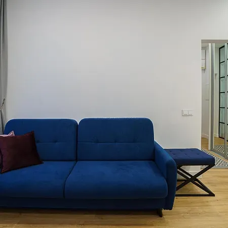 Moder Chic In Center-prime Apartment *
